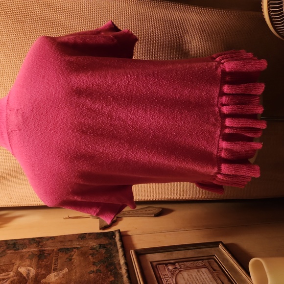 Sweater - Picture 2 of 2